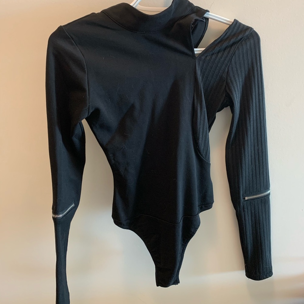 Zip detail half ribbed bodysuit